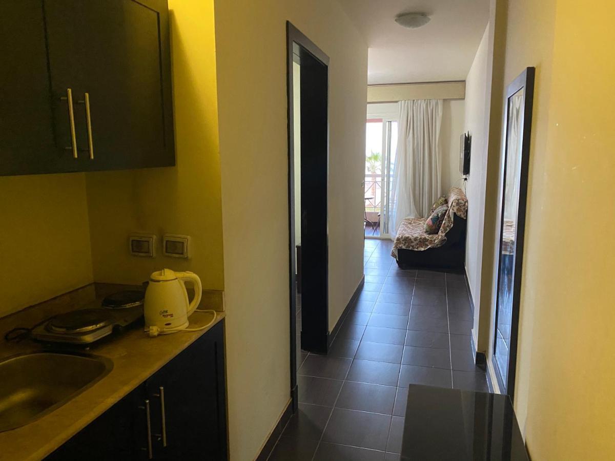 Porto Sokhna Royal Sea & Pool View Aparthotel Ain Sukhna Exterior foto