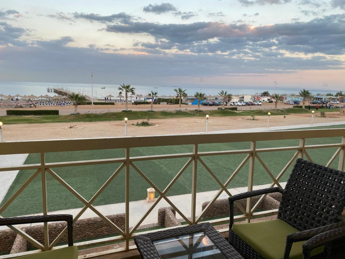 Porto Sokhna Royal Sea & Pool View Aparthotel Ain Sukhna Exterior foto