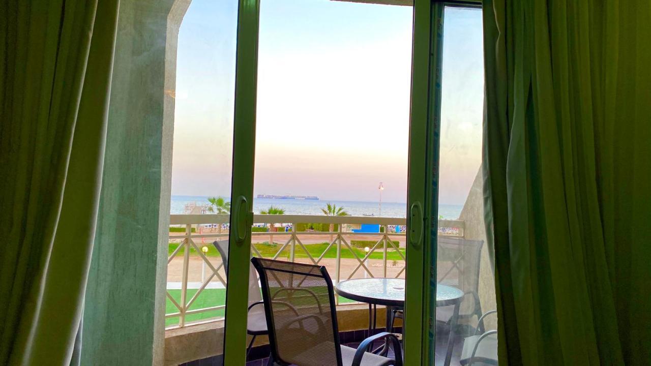 Porto Sokhna Royal Sea & Pool View Aparthotel Ain Sukhna Exterior foto