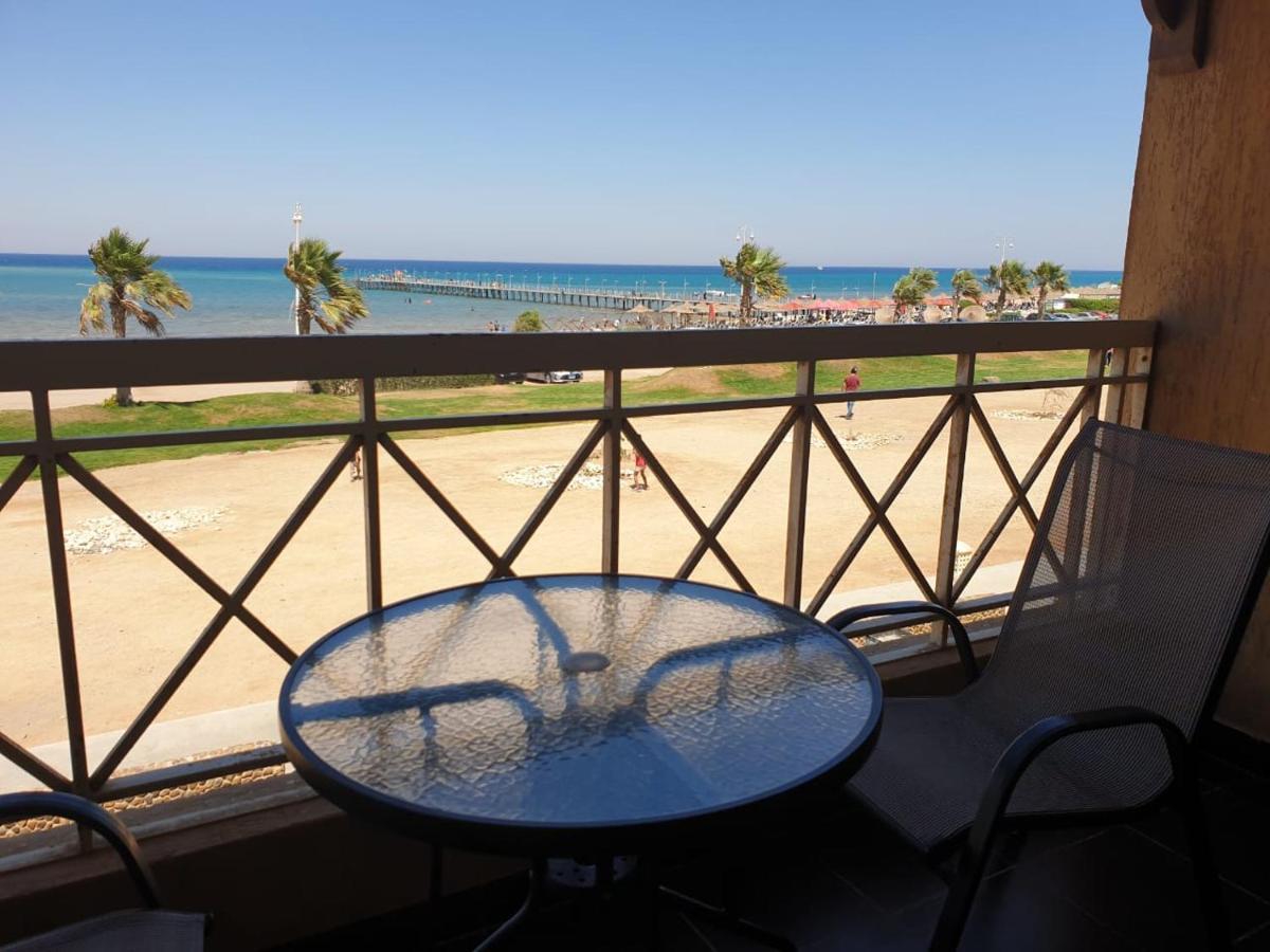 Porto Sokhna Royal Sea & Pool View Aparthotel Ain Sukhna Exterior foto