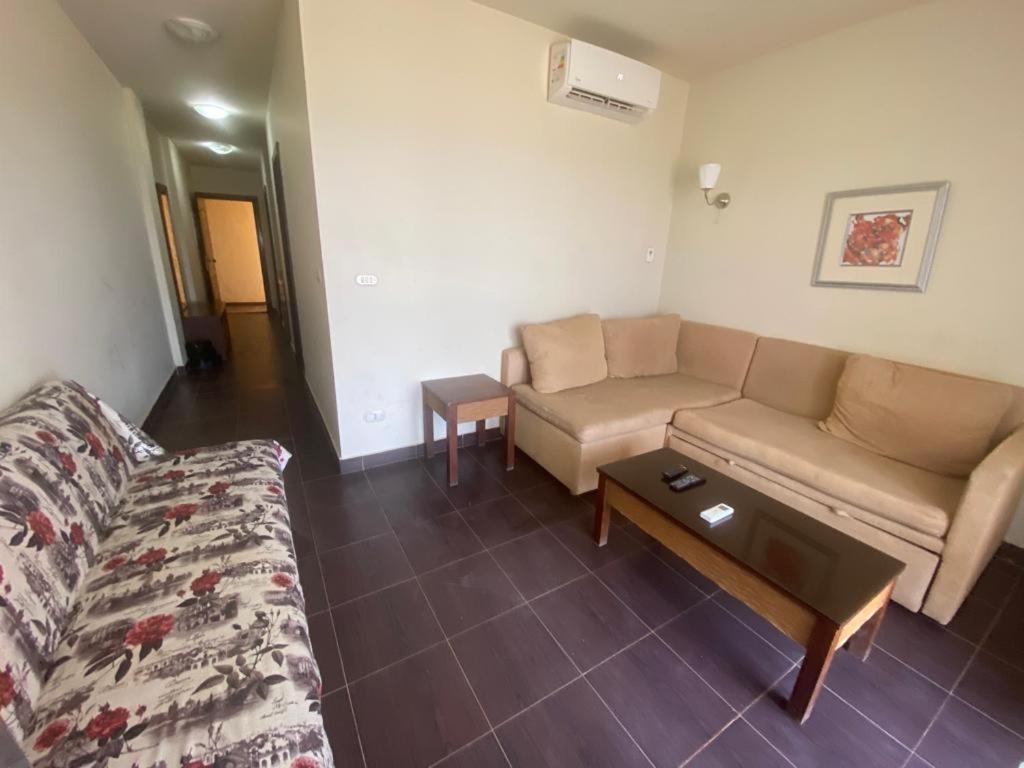 Porto Sokhna Royal Sea & Pool View Aparthotel Ain Sukhna Exterior foto